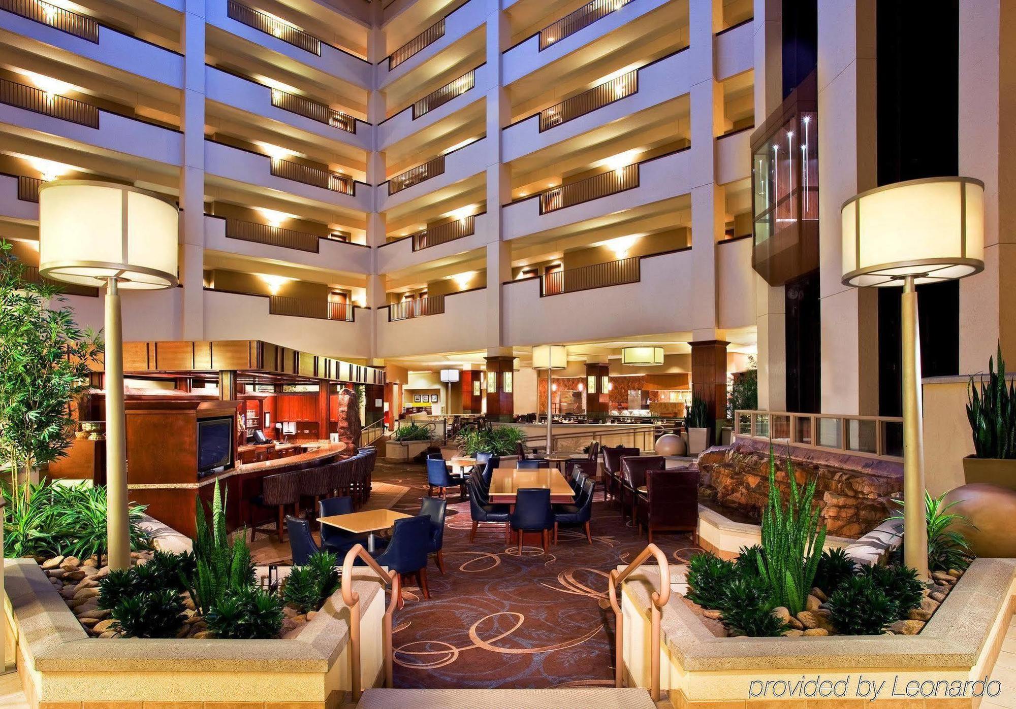 Sheraton Sioux Falls & Convention Center Interior photo